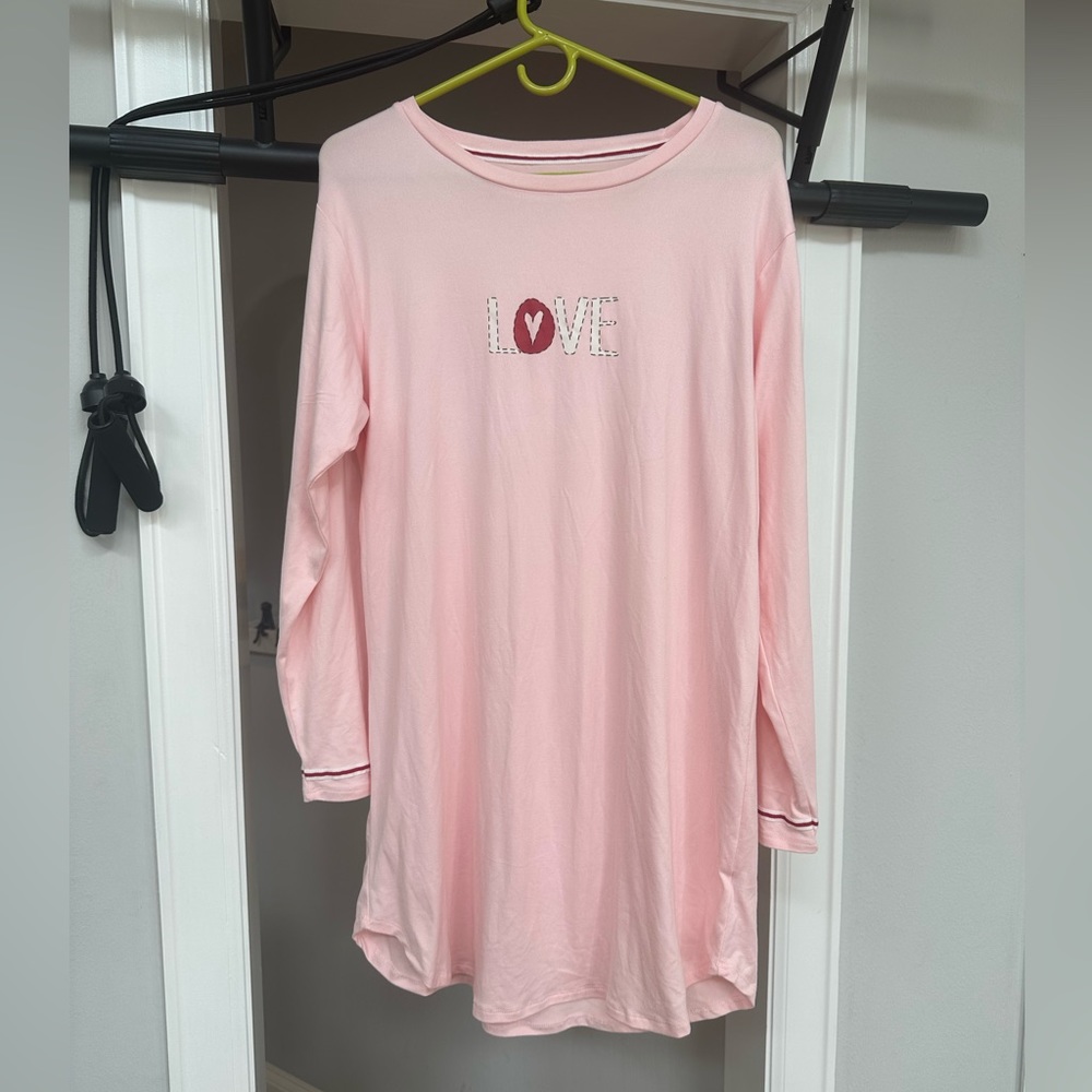 Ellen degeneres pink soft love nightgown, size small